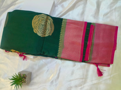 Chinon Crushed Green Saree
